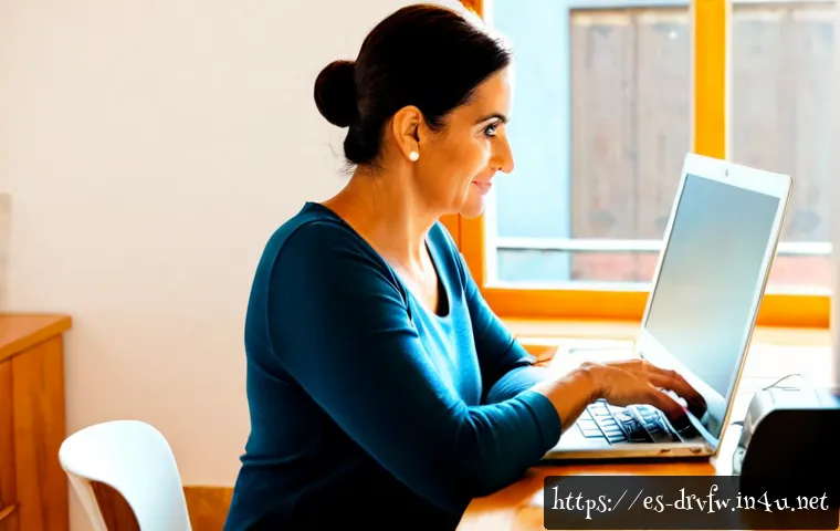 드라이버 자동 업데이트 프로그램 추천 - Photorealistic home office scene in Spain, a middle-aged Spanish woman confidently using a modern la...